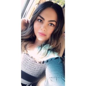 Meet your Posher, Dulce